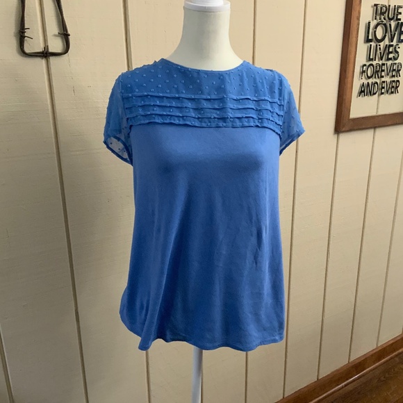 Elle Womans Large sweet t-shirt. - Picture 1 of 3